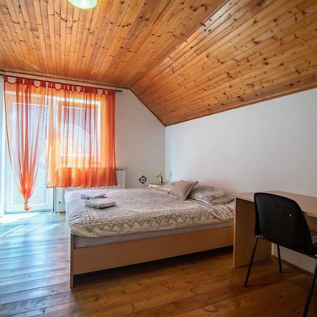House Marijana Villa Smoljanac Exterior photo