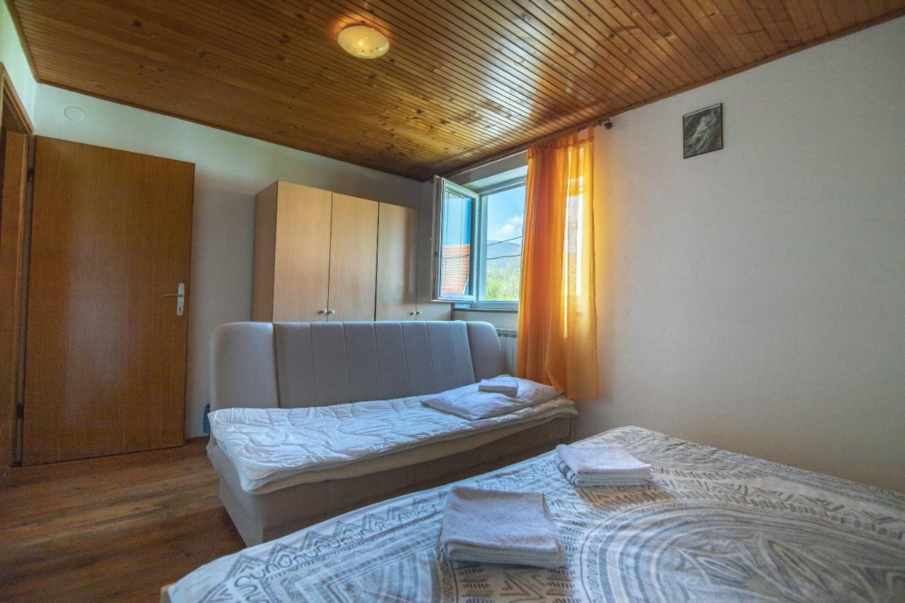 House Marijana Villa Smoljanac Exterior photo